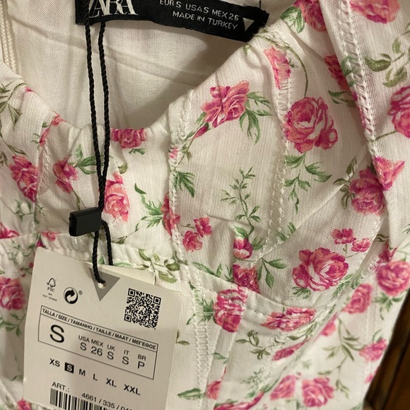 Zara mini dress 🧚🏻✨ - Picture 4 of 5